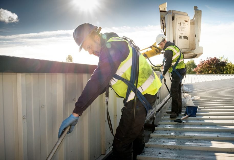 commerical-gutter-cleaning-arlington-ma
